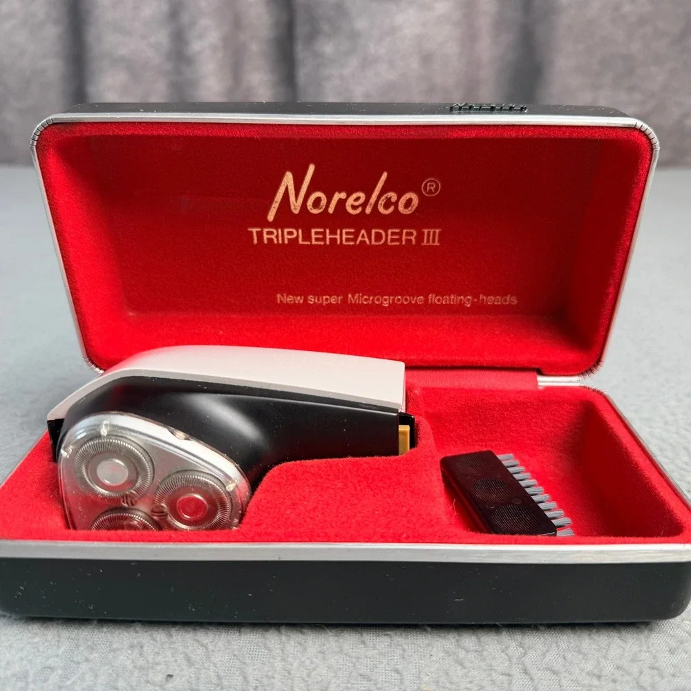 Vintage Norelco Tripleheader III Rotary Shaver with Case and Cord Tested Working